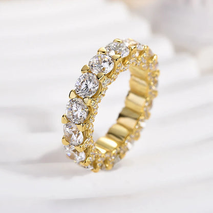 Luxury Eternity Round Cut Wedding Ban