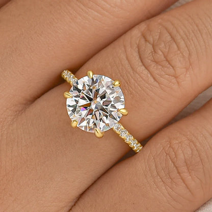 Moissanite Round Cut Engagement Ring