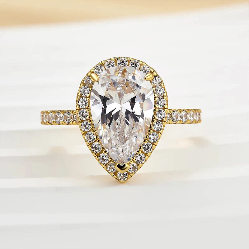 Pear Cut Engagement Ring