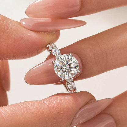 Moissanite Round Cut Engagement Ring