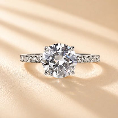 Round Cut Halo Engagement Ring