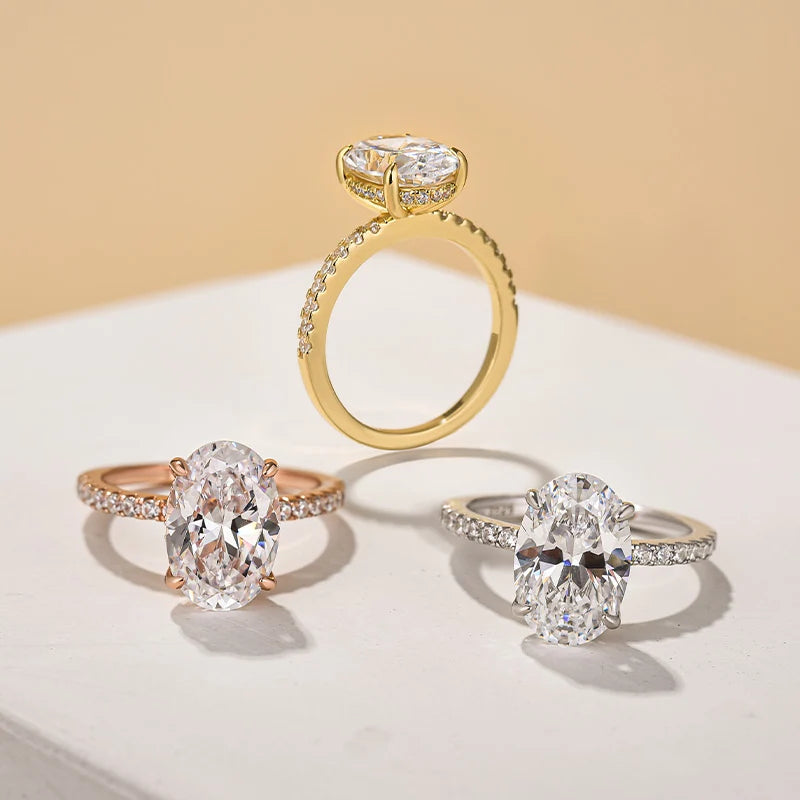 Oval Cut Engagement Ring