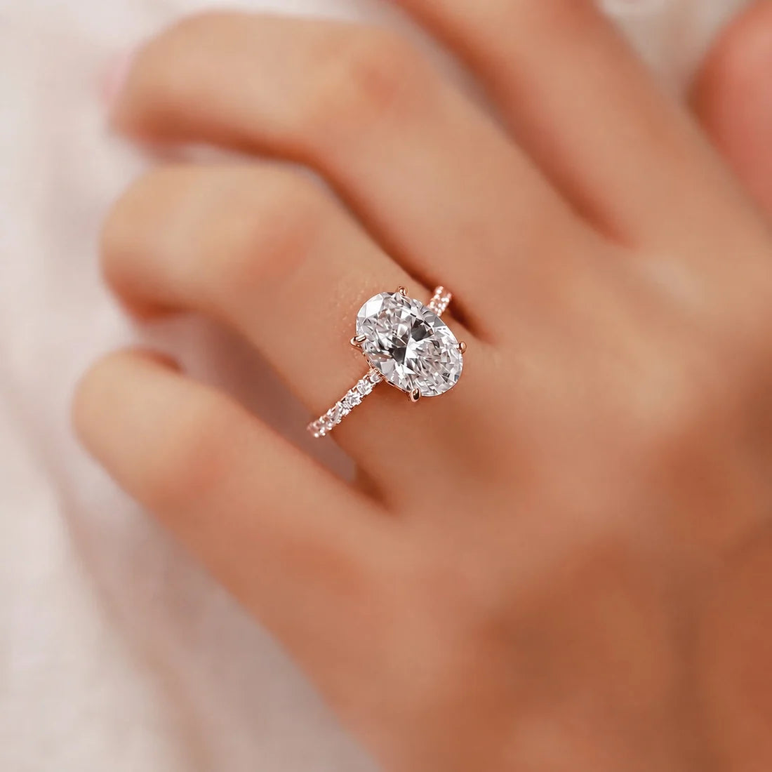Oval Cut Engagement Ring