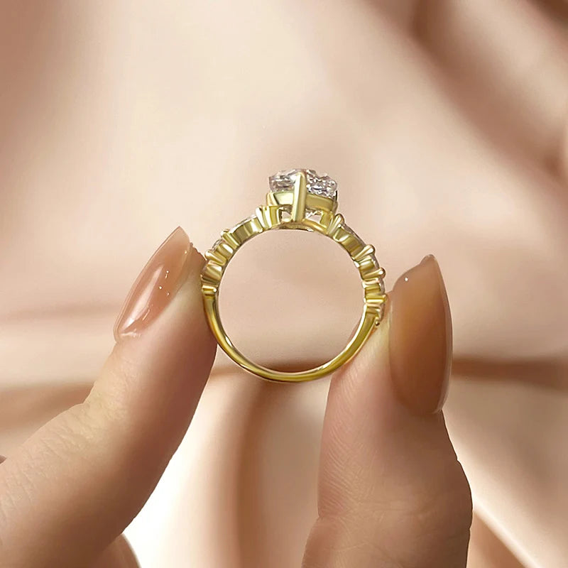 Pear Cut Sparkle Ring
