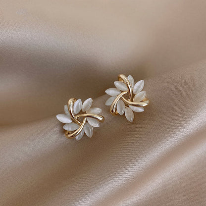 Elegant and Exquisite Circular Opal Flower Stud Earrings in Gold