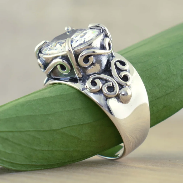 Vintage Single Stone Eye Candy Silver Ring