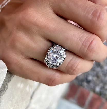 Vintage Single Stone Eye Candy Silver Ring