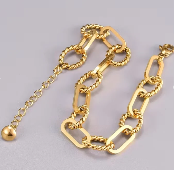 Vintage Twist Chain Gold Bracelet