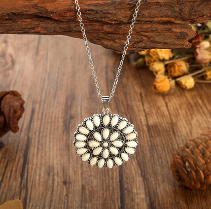 Vintage Round Turquoise Cluster Pendant Necklace