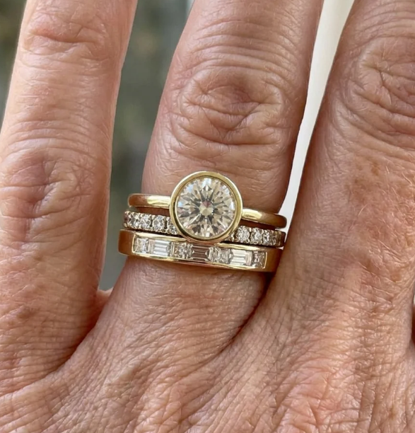 Vintage Bright Round Zirconia Gold Plated Ring Set