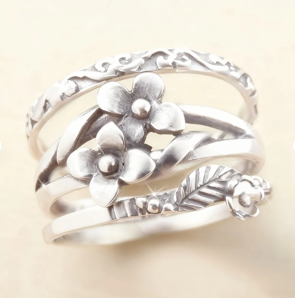 Bohemian Vintage Style Refined Floral Motif Ring