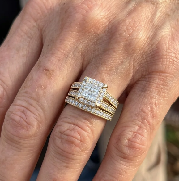 Elegant Vintage Stackable Zirconia Bridal Ring