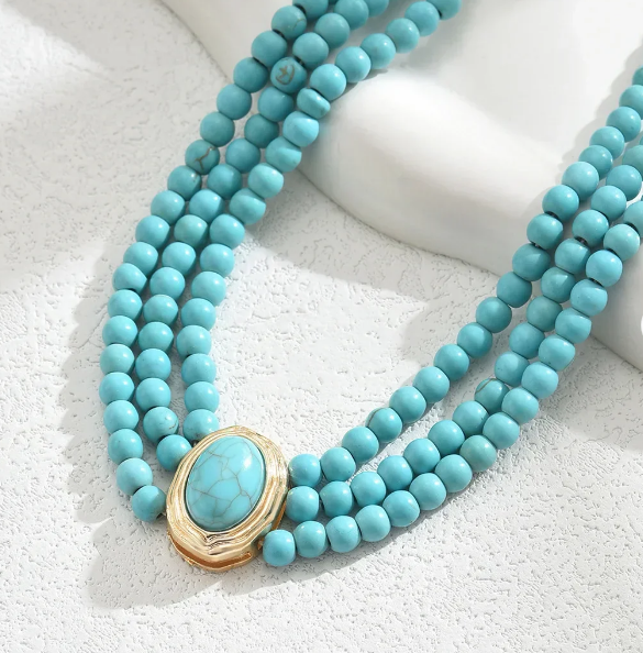 Elegant Vintage Turquoise Beaded Necklace