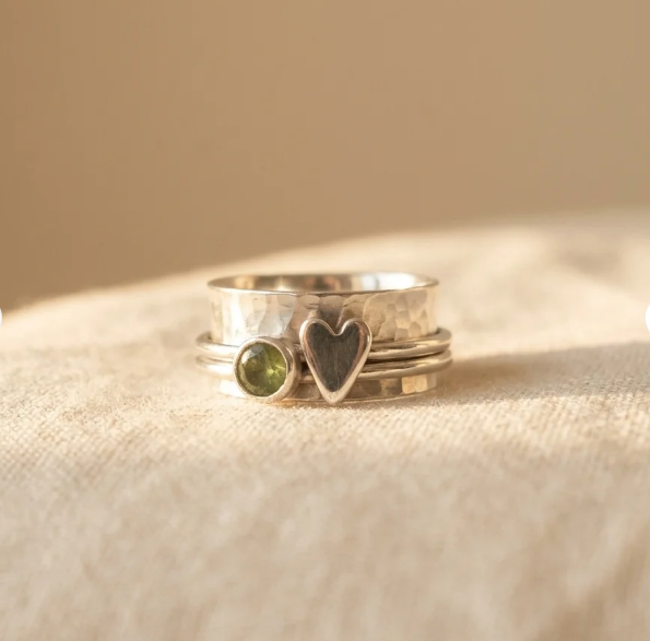 Vintage Heart & Green Stone Silver Artisan Ring