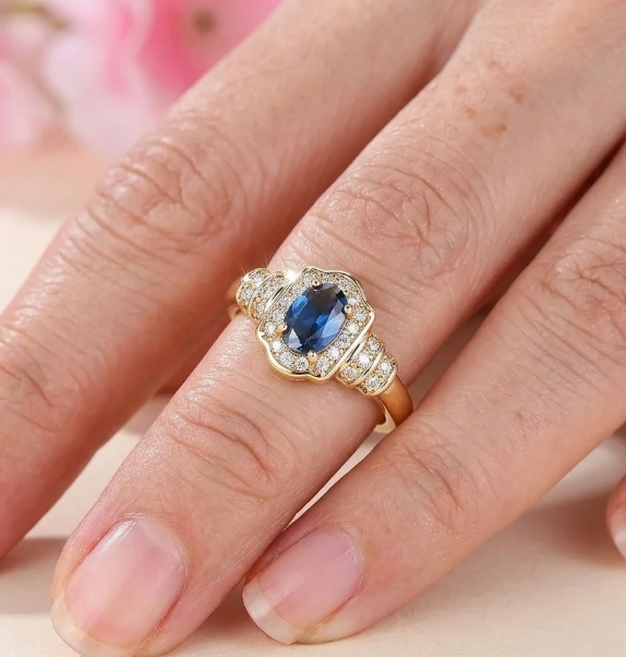 Vintage Gold Ring Band