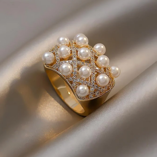 Vintage Cluster Dome Pearl Ring