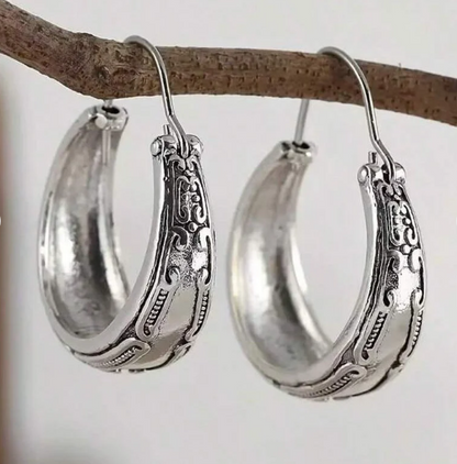 Vintage Bohemian Engraved Flower Pattern Dangle Earring