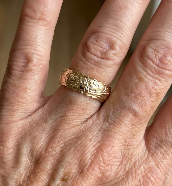 Vintage Style Floral Engraved Gold Plated Band Ring