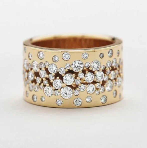 Vintage Sparkling Zirconia Gold Plated Band Ring