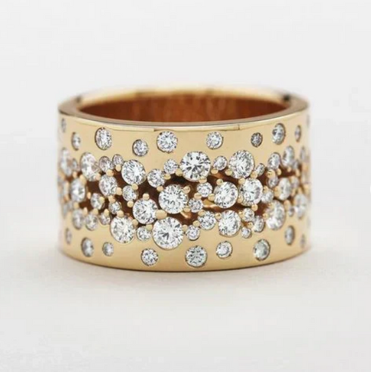 Vintage Sparkling Zirconia Gold Plated Band Ring