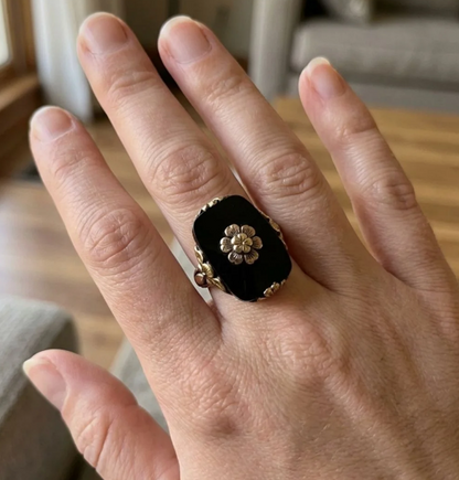 Vintage Victorian Style Black Stone Floral Gold Accent Ring