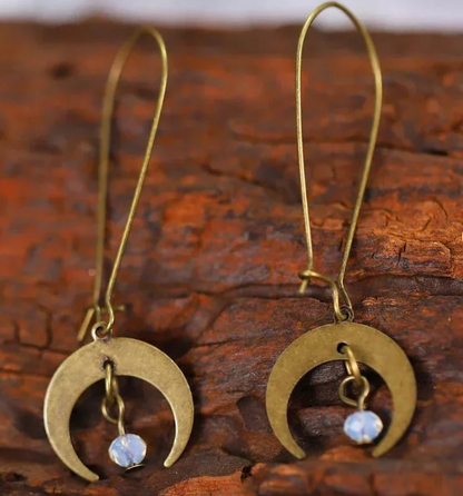 Vintage Bohemian Style Distressed Moon Shaped Design Dangle Earrings