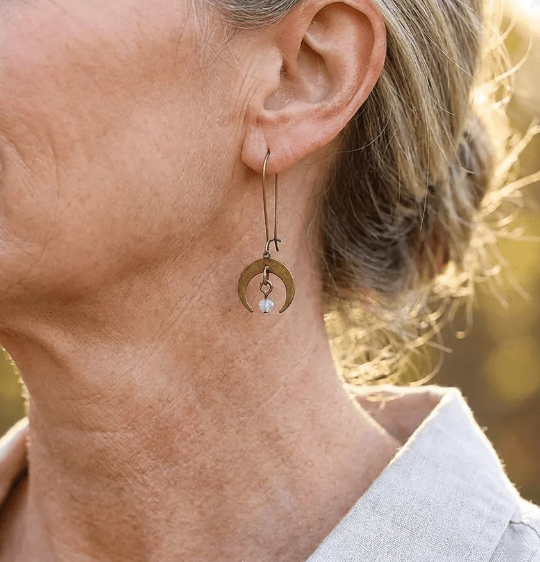 Vintage Bohemian Style Distressed Moon Shaped Design Dangle Earrings