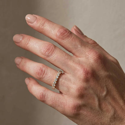 Moissanite Round Cut Stackable Wedding Ring