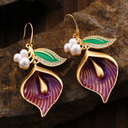 Vintage Calla Lily Flower Pearls Earrings