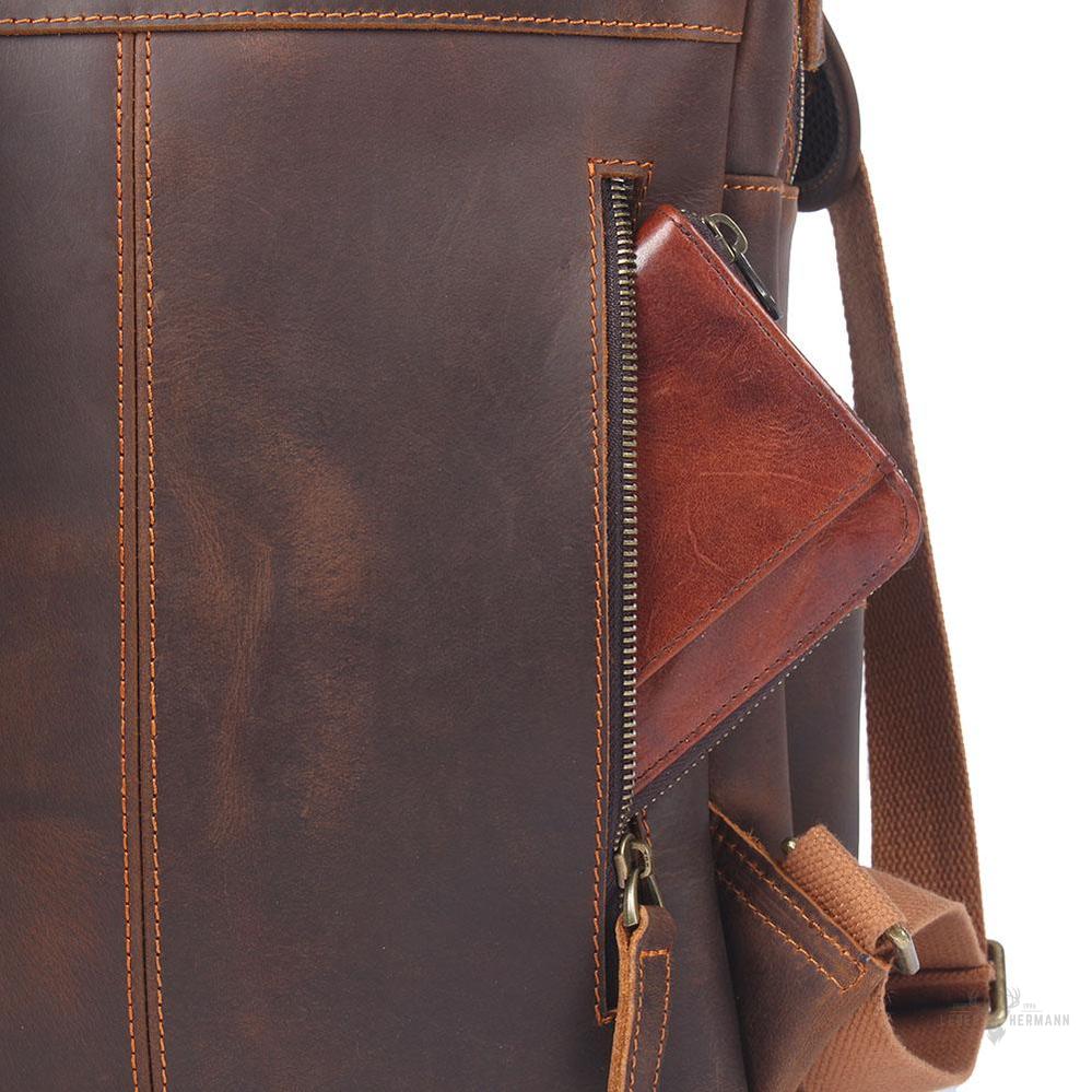 Brown leather backpack | BIEFELD
