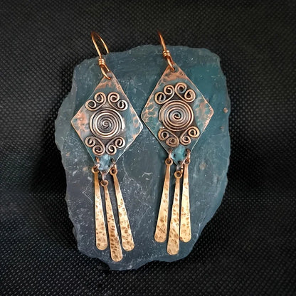 Vintage Totem Carved Diamond-Shaped Drop Earrings