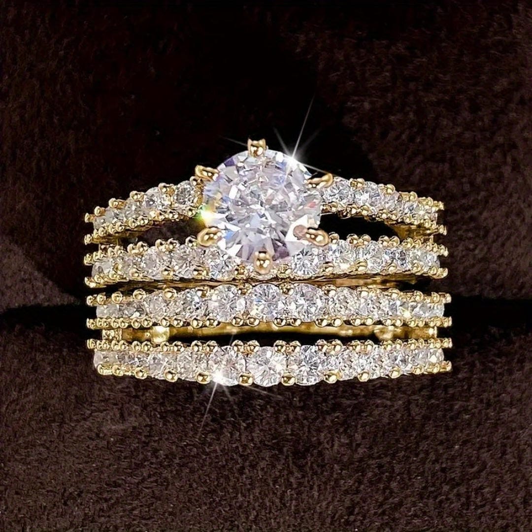 Radiant Halo Ring Set