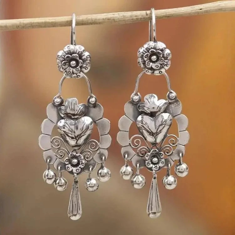Vintage Bohemian Hollow Engrave Flower Earrings
