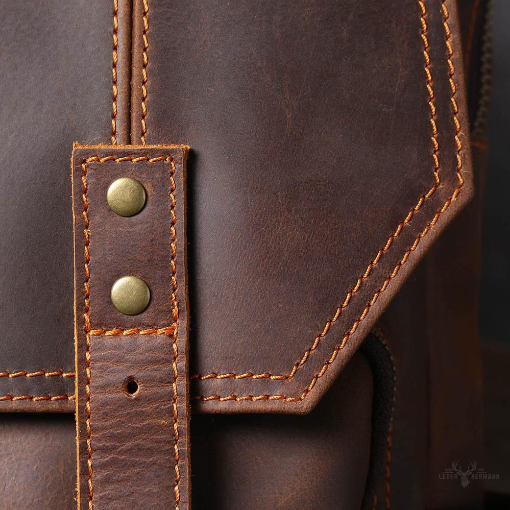 Brown leather backpack | BIEFELD