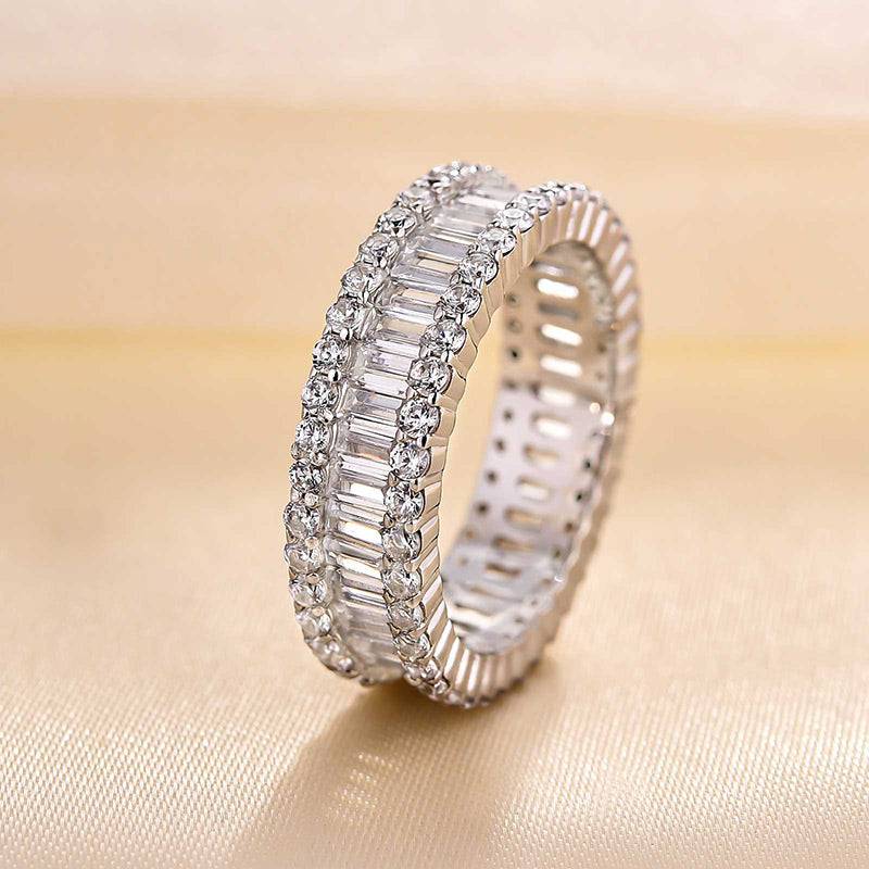 Emerald Cut Women's Wedding Ring