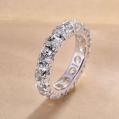 Round Cut Women's Wedding Ring