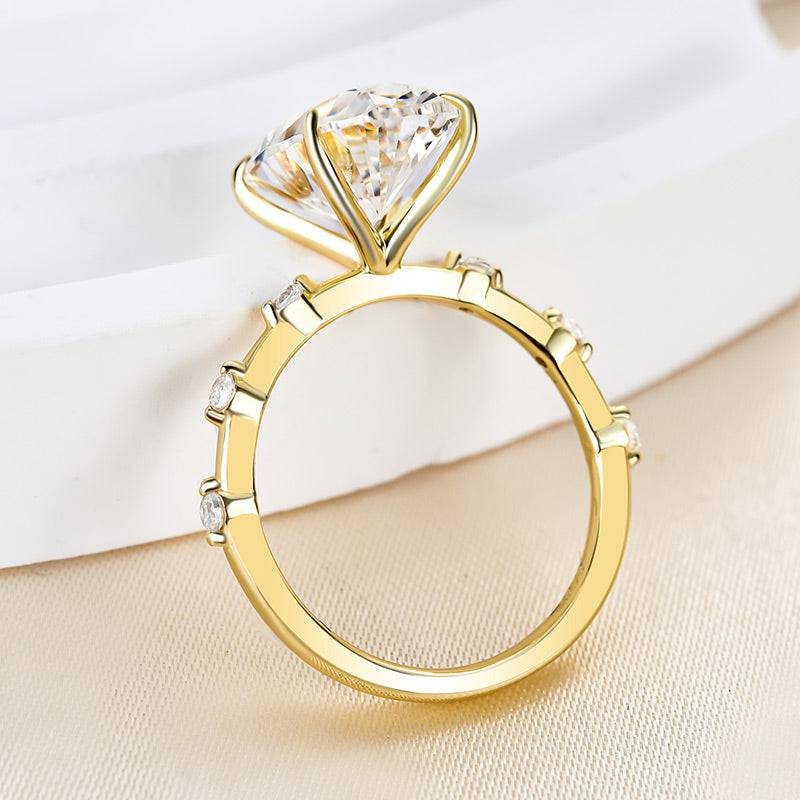 Oval Cut Simple Engagement Ring