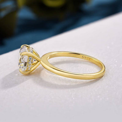 Round Cut Solitaire Ring for Women