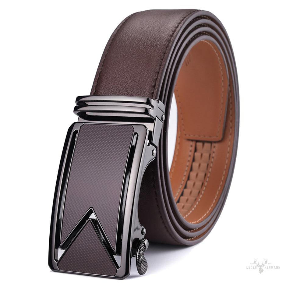 Zarino's leather belt for an elegant style
