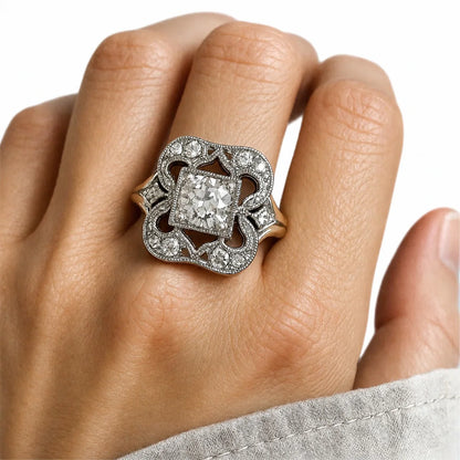 Vintage Zirconia Gold Ring