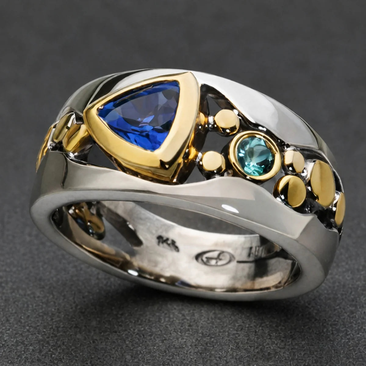 Dual Tone Sapphire Crest Ring