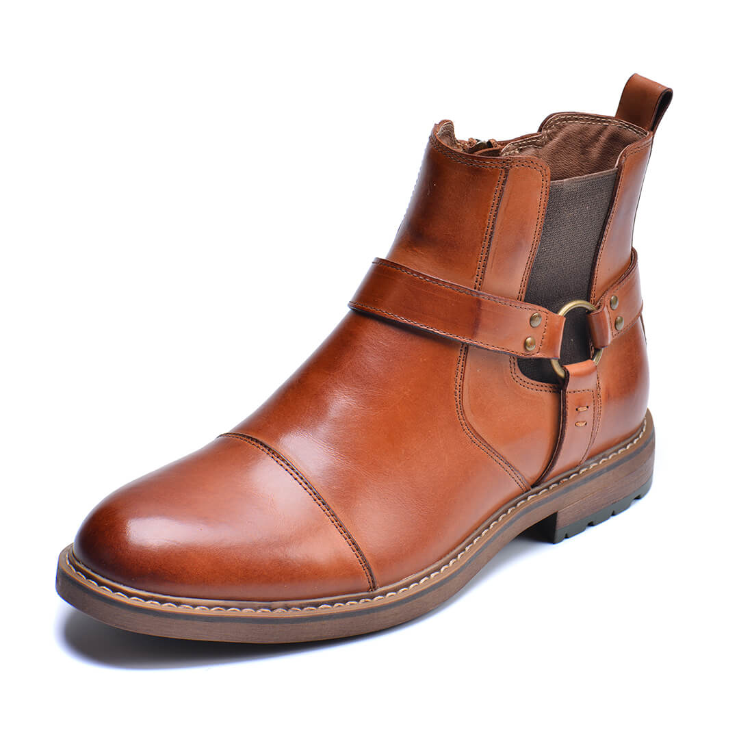 Elegant roadster leather boots for the perfect look